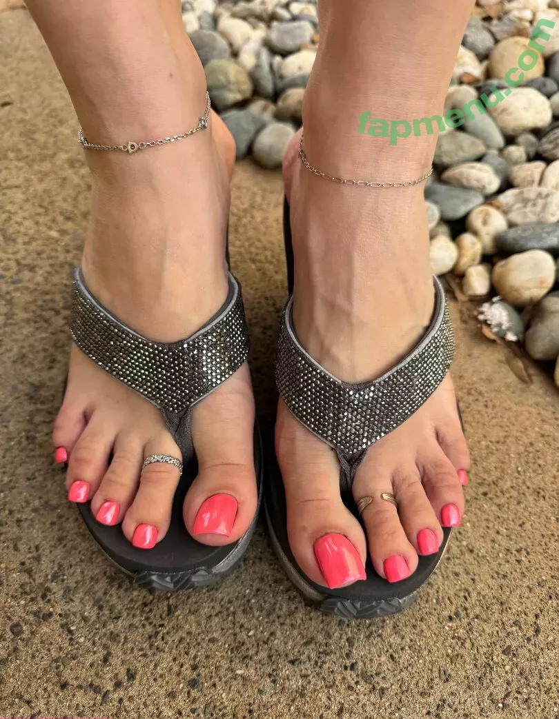 Missheels07 nude photo #0501 (Missheels07)