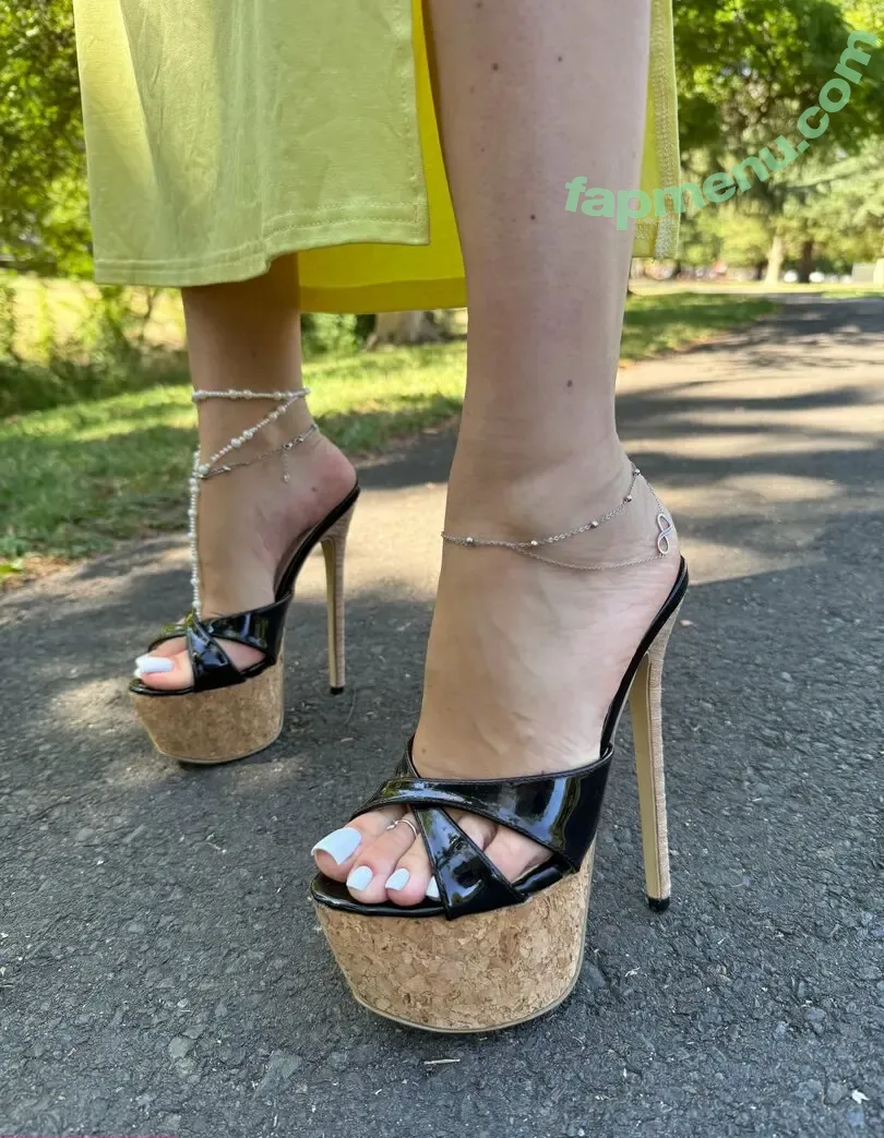 Missheels07 nude photo #0868 (Missheels07)