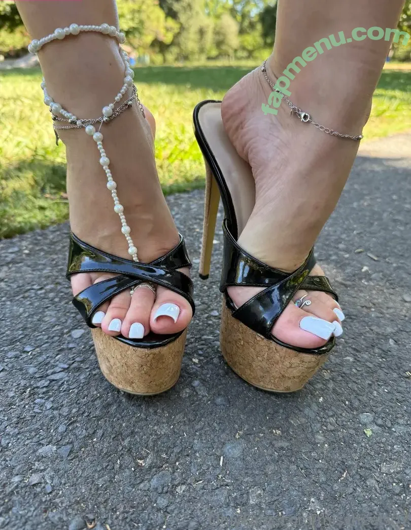 Missheels07 nude photo #0888 (Missheels07)