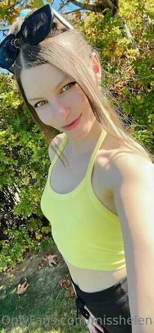 misshelenalue / heli_lue nude photo #0001