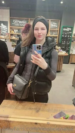 misshelenalue / heli_lue nude photo #0015