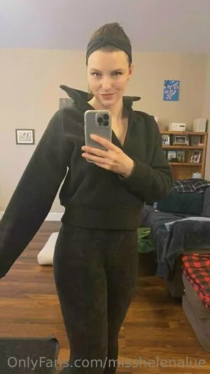 misshelenalue / heli_lue nude photo #0030