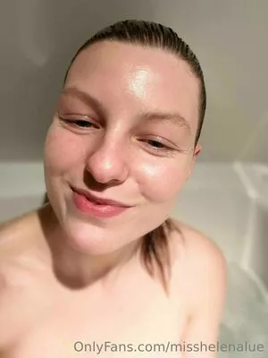 misshelenalue / heli_lue nude photo #0036