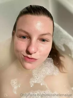 misshelenalue / heli_lue nude photo #0038