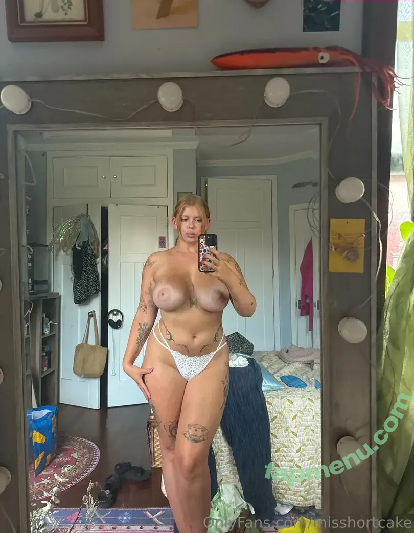 misshortcake nude photo #0035 (lilmisshortcake_ / misshortcake_)