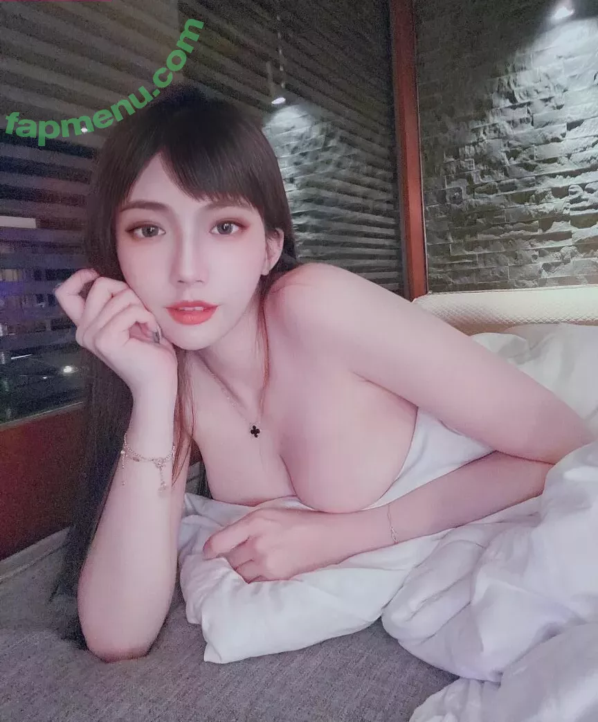 missingvivian nude photo #0064 (Vivian ♥️ 謝薇安)