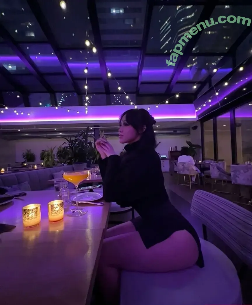 Misskatiecyh nude photo #0013 (Misskcyh)