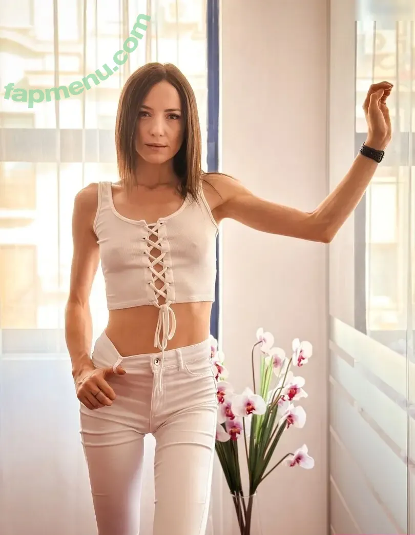 MissKaylaB nude photo #0258 (MissKaylaB)