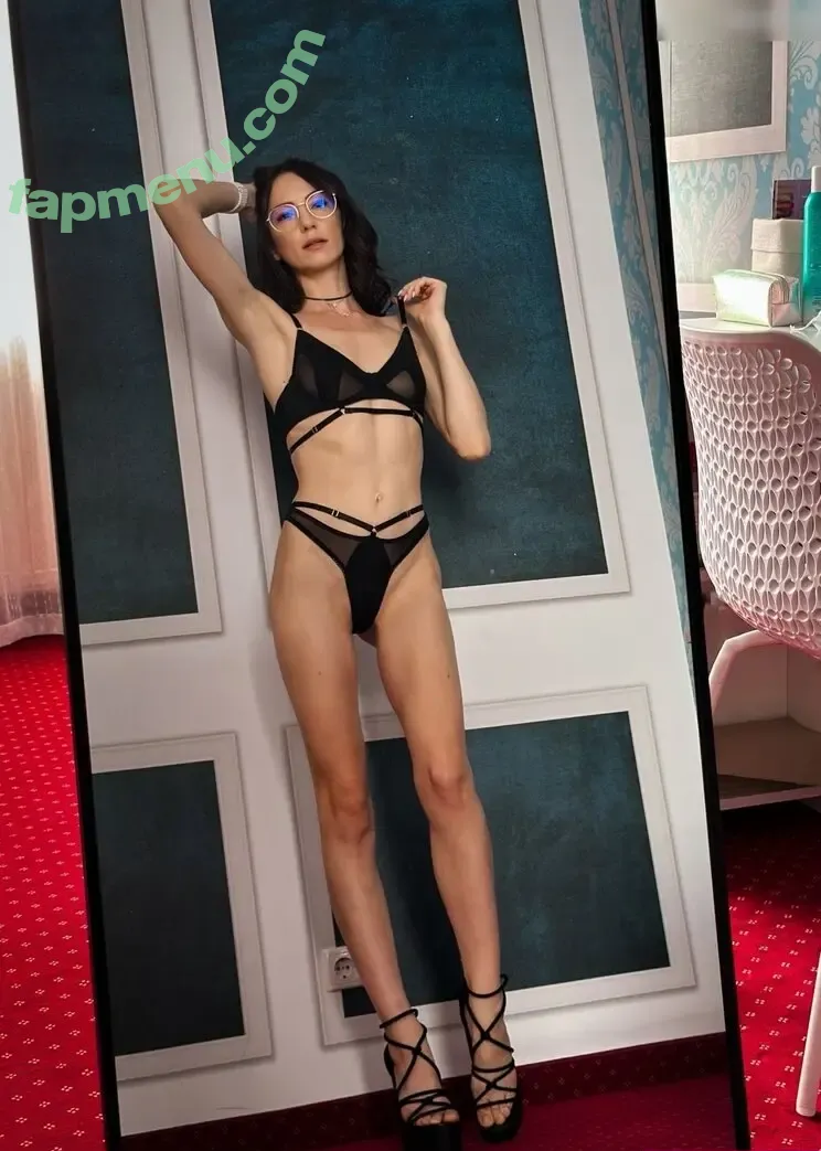 MissKaylaB nude photo #0269 (MissKaylaB)