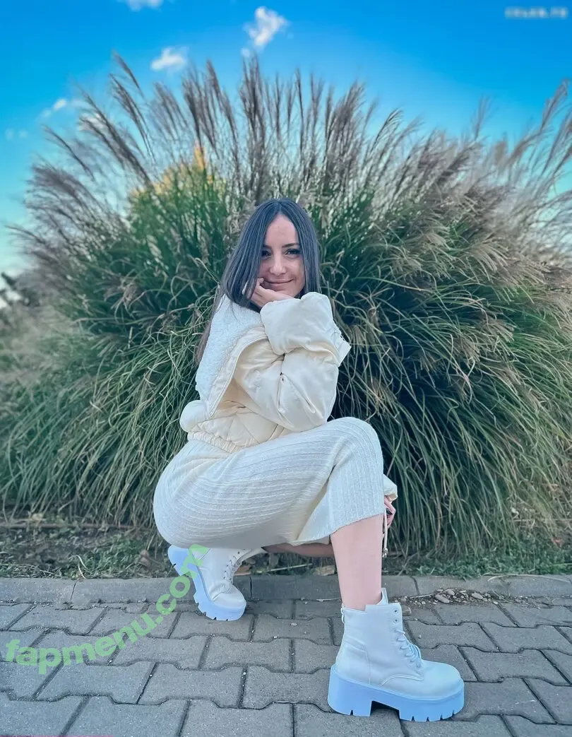 MissKaylaB nude photo #0615 (MissKaylaB)