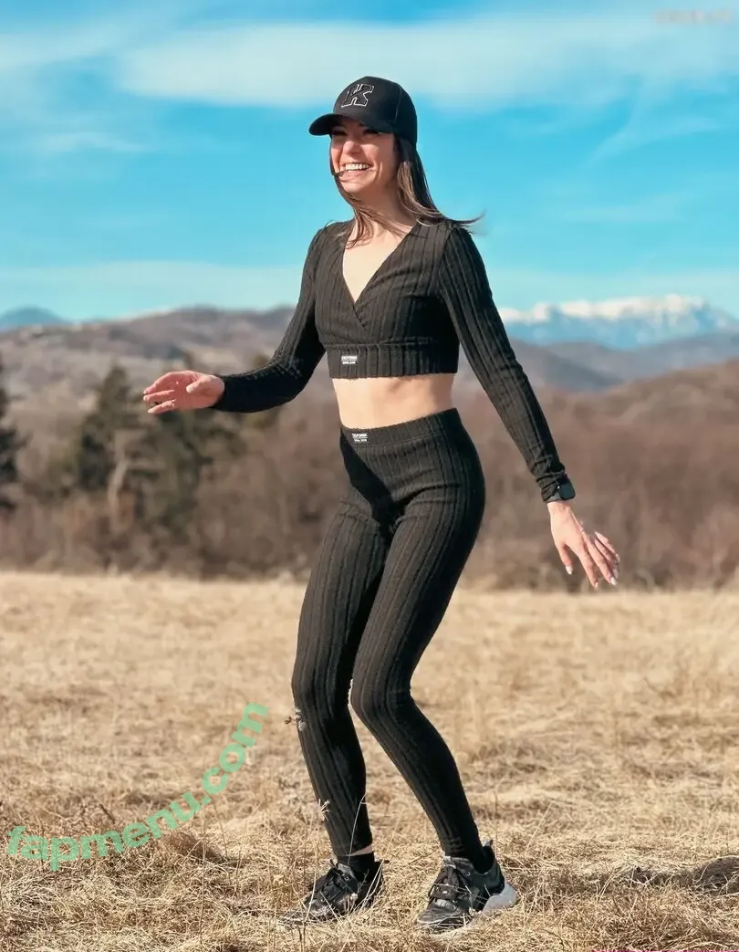 MissKaylaB nude photo #1058 (MissKaylaB)