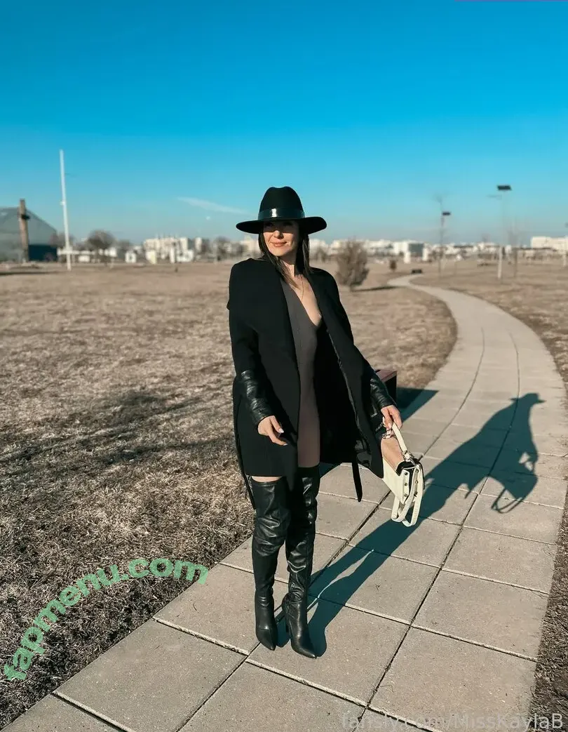 MissKaylaB nude photo #1075 (MissKaylaB)