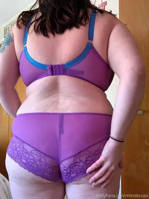 misskcups / misskofficial nude photo #0098