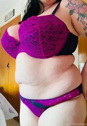 misskcups / misskofficial nude photo #0117