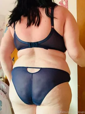 misskcups / misskofficial nude photo #0118