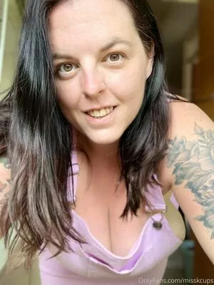 misskcups / misskofficial nude photo #0150