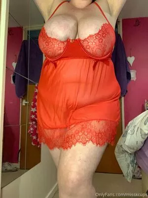 misskcups / misskofficial nude photo #0156