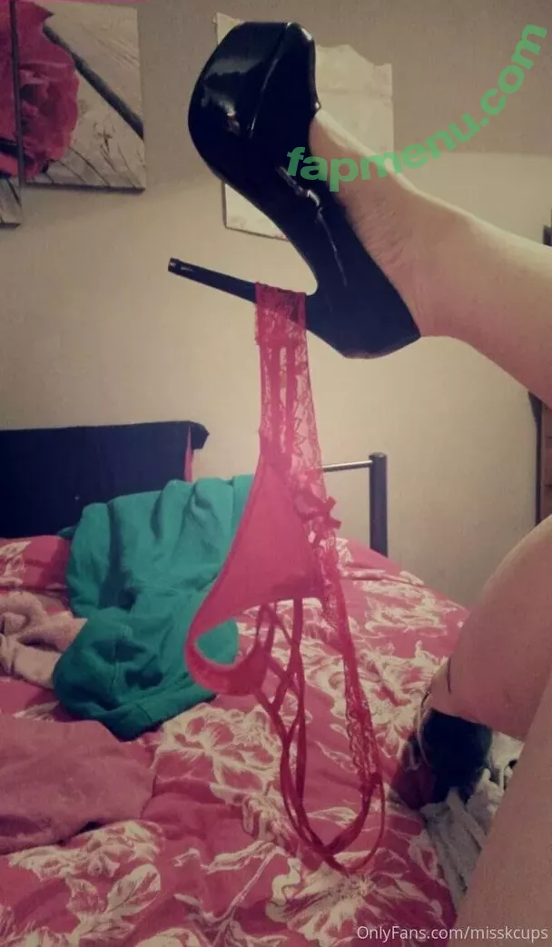 misskcups nude photo #0056 (misskofficial)