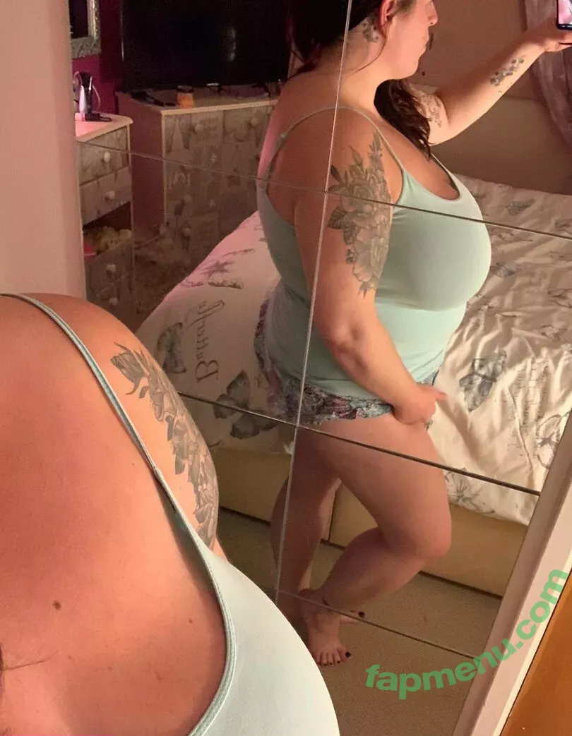 misskcups nude photo #0057 (misskofficial)