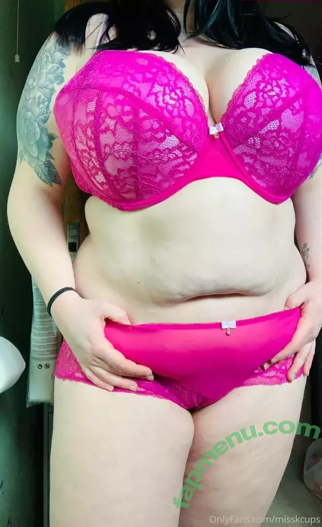 misskcups nude photo #0115 (misskofficial)