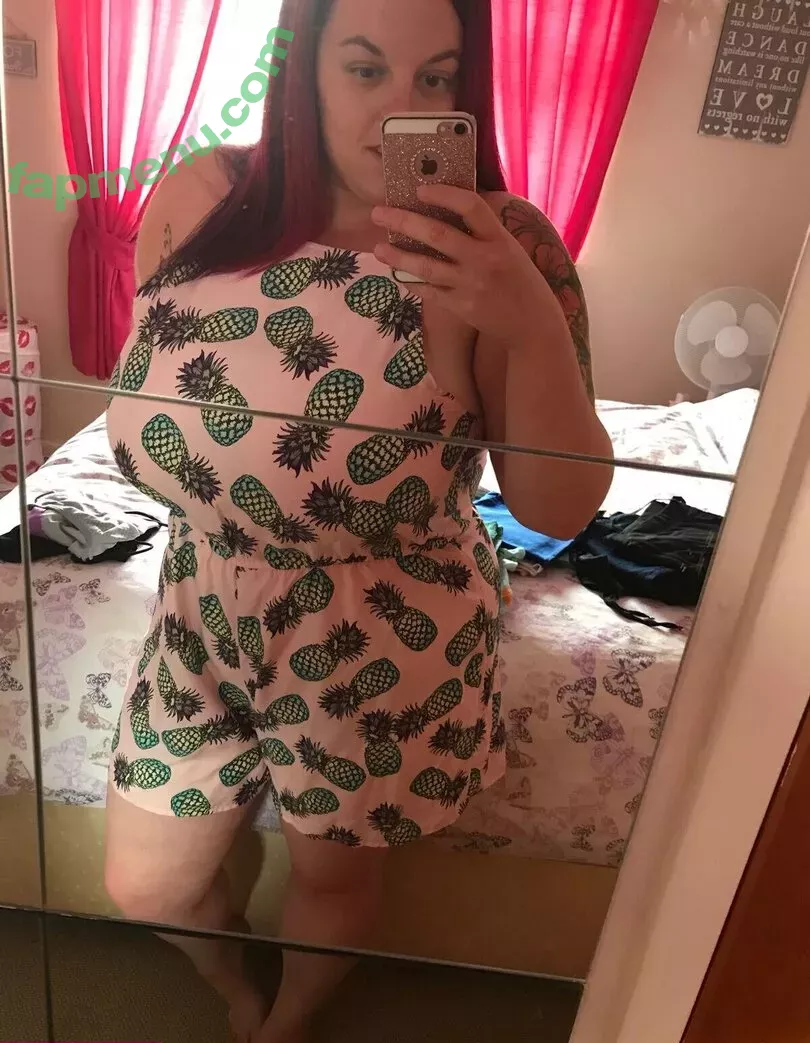 misskcups nude photo #0133 (misskofficial)