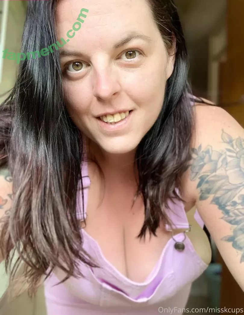 misskcups nude photo #0150 (misskofficial)