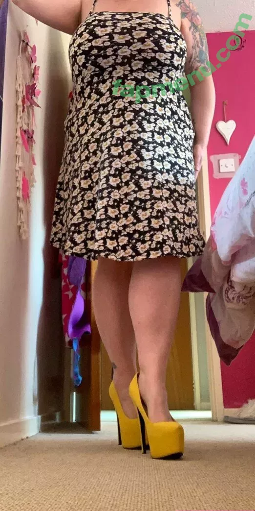 misskcups nude photo #0161 (misskofficial)