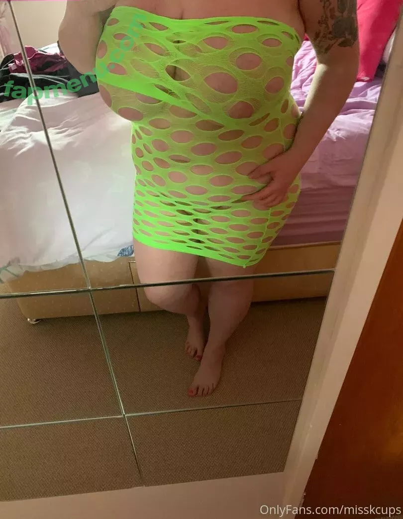 misskcups nude photo #0166 (misskofficial)