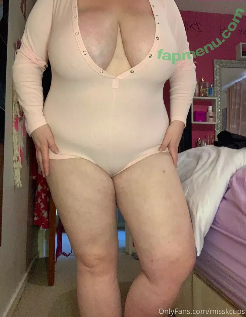 misskcups nude photo #0179 (misskofficial)