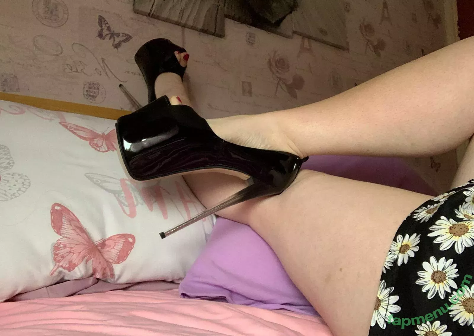 misskcups nude photo #0202 (misskofficial)