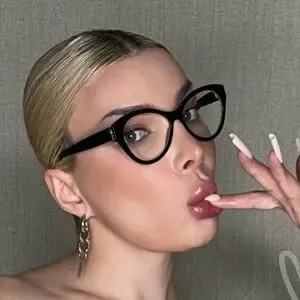 misskvmy / katherinevmy / mishvip nude photo #0012