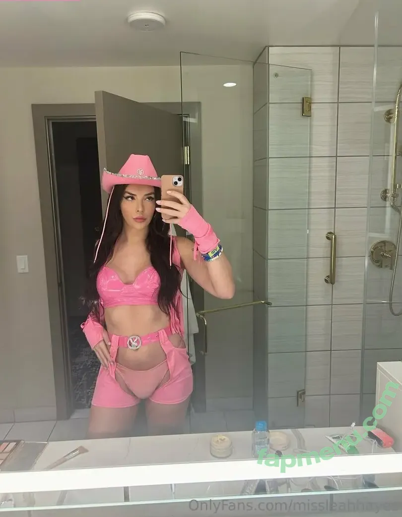 missleahhayes nude photo #0007 (missleahhayes)