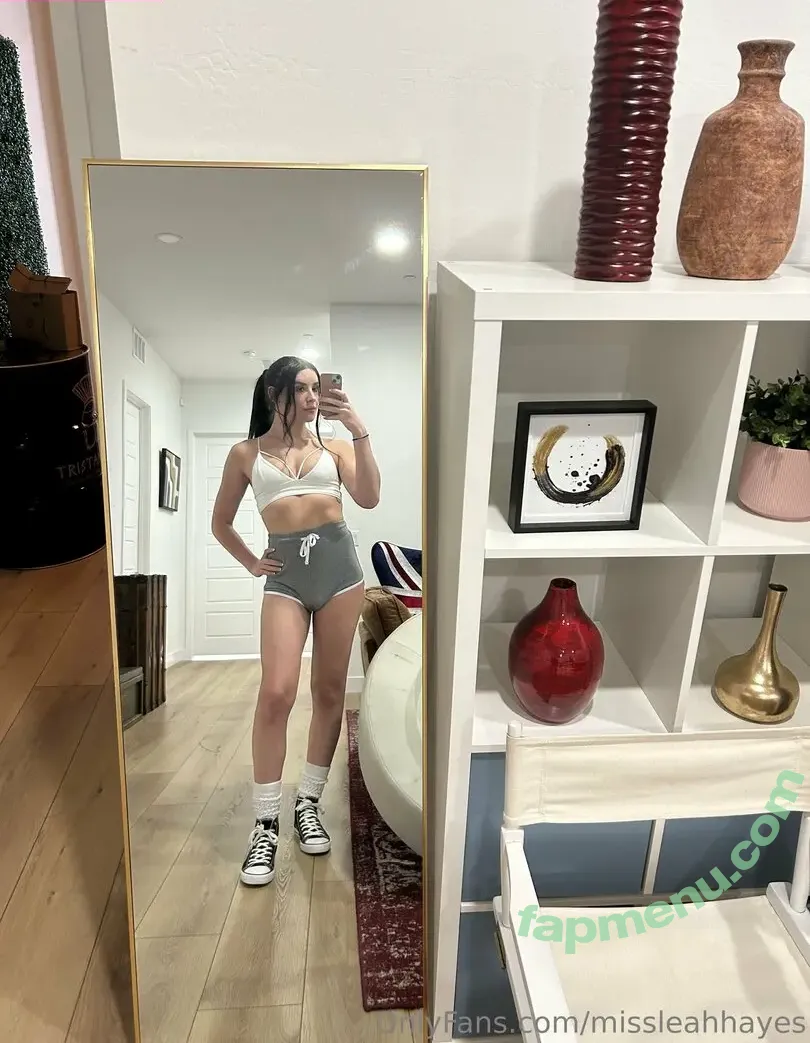 missleahhayes nude photo #0022 (missleahhayes)
