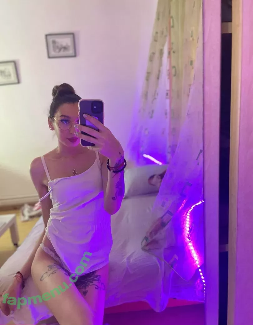 MissLetiBlane nude photo #0040 (LeticiaBlane / Letisia Blane / blaneleticia)