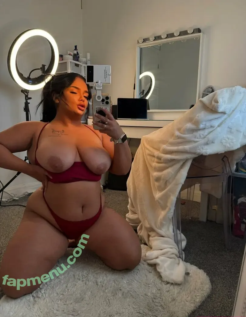 misslivvukk nude photo #0015 (misslivvukk_x / oliviavipx)