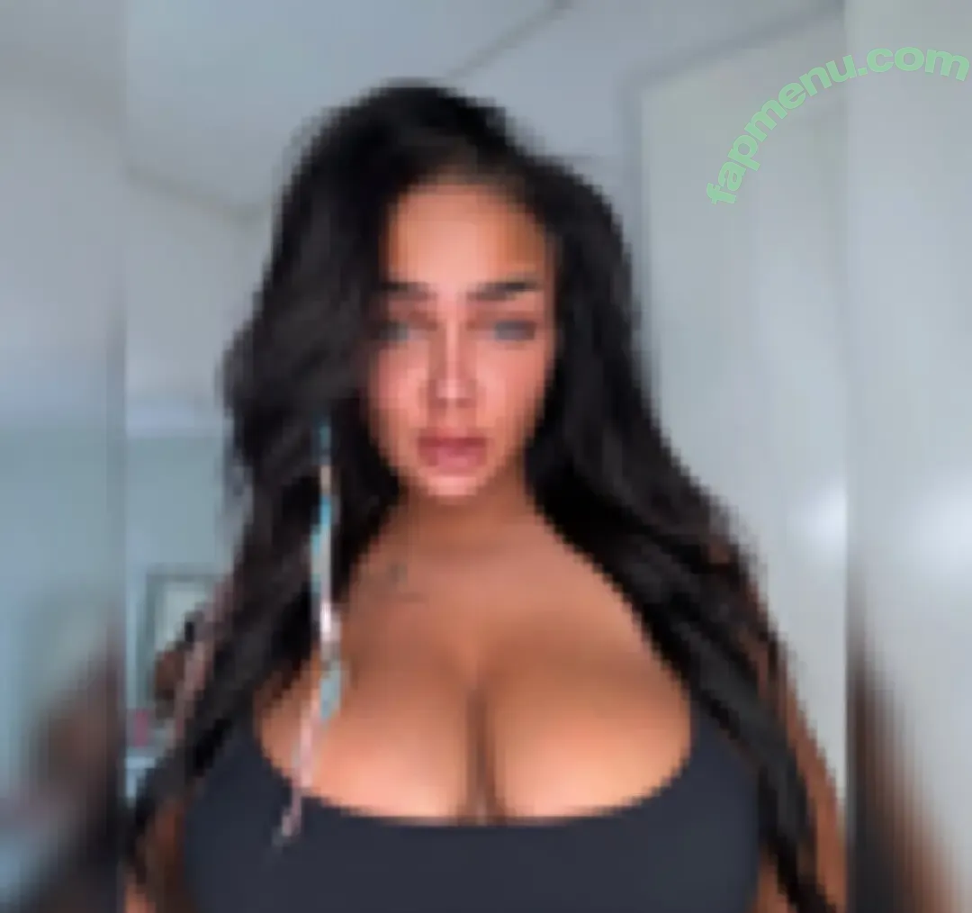 misslivvukk nude photo #0021 (misslivvukk_x / oliviavipx)