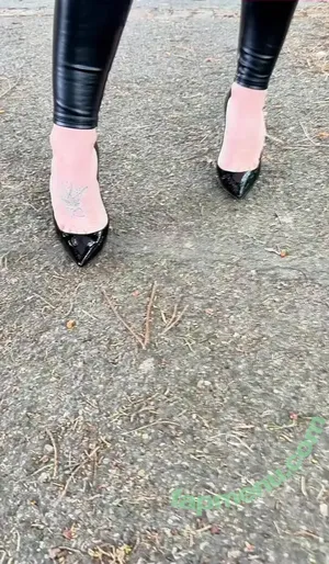 MissLuLuLeather nude photo #0025