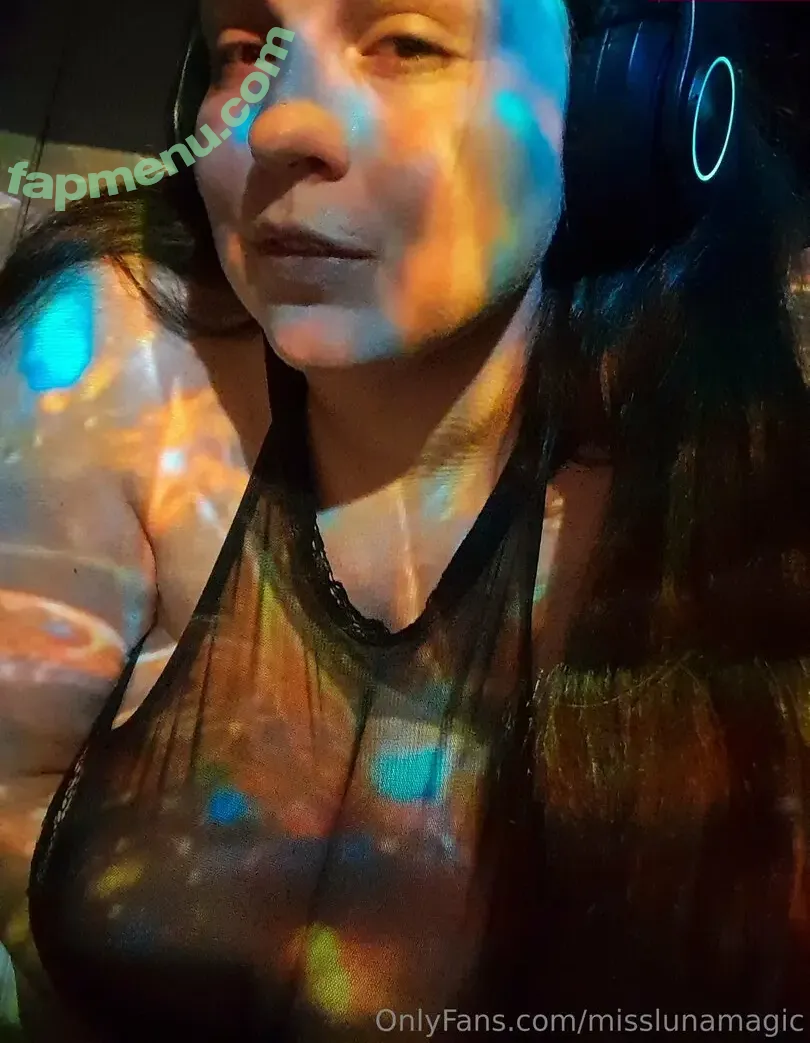 misslunamagic nude photo #0027 (miss_lunamagic)