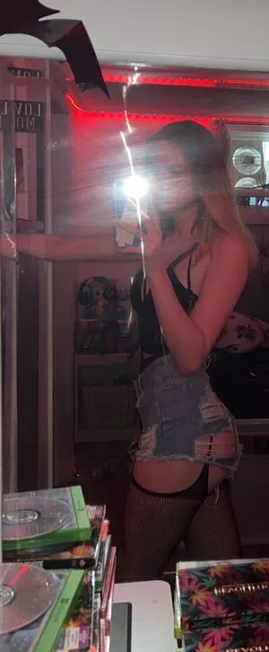 Misslushrose / brittney-bush / lilmissross / misslushrose222 nude photo #0020