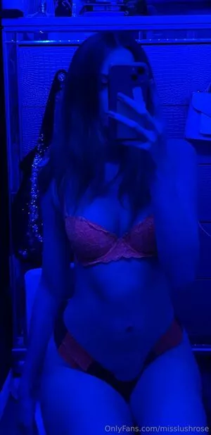 Misslushrose / brittney-bush / lilmissross / misslushrose222 nude photo #0193