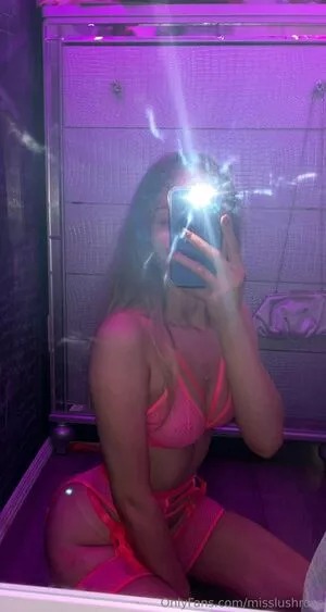 Misslushrose / brittney-bush / lilmissross / misslushrose222 nude photo #0257