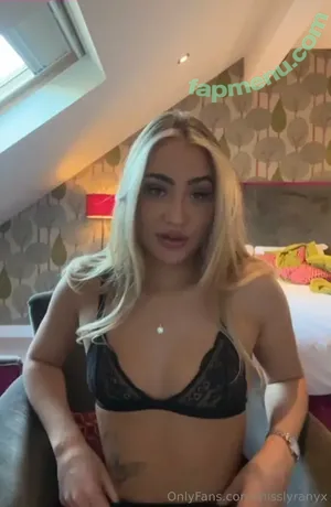  nude photo #0002