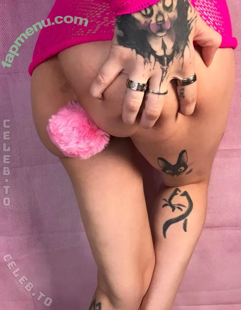 Missmackymeow nude photo #0403 (mackymeow / mckmck)