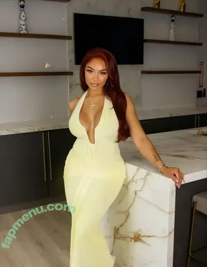 missmariefit / yourfavemami nude photo #0017