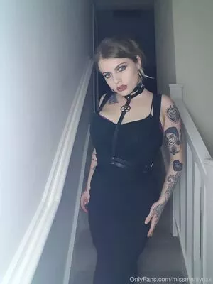 missmarilynxx / margotthr0bbie nude photo #0377