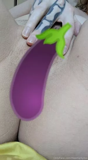 missmarilynxx / margotthr0bbie nude photo #0432