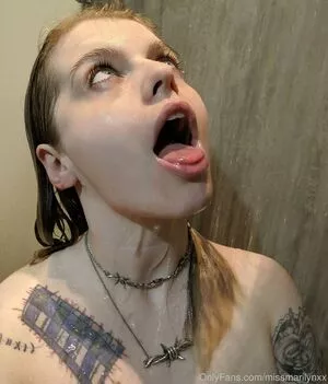 missmarilynxx / margotthr0bbie nude photo #0433