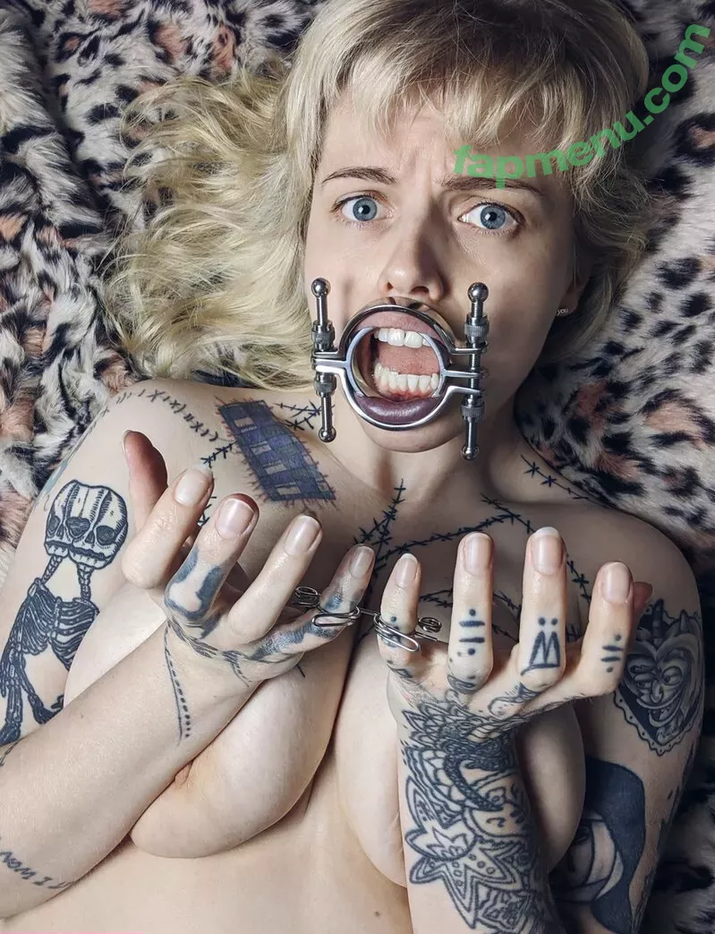 missmarilynxx nude photo #0529 (margotthr0bbie)