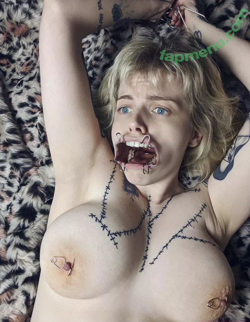 missmarilynxx nude photo #0530 (margotthr0bbie)