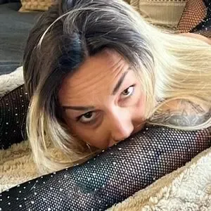 missmaure / femmetastic04 nude photo #0041